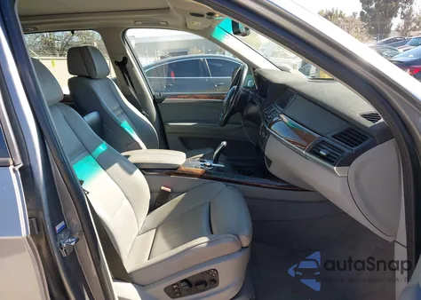 2009 BMW X5 xDrive35D z USA, uszkodzony, nr VIN 5UXFF03549LJ98124